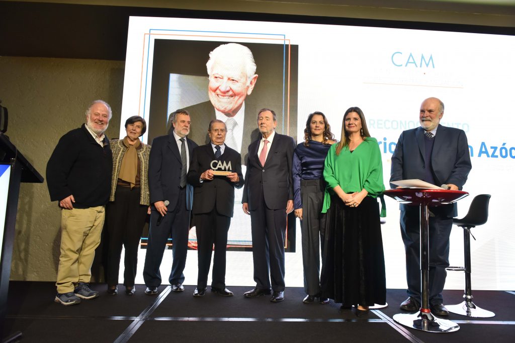 CAM Santiago realiza Primer Encuentro Nacional de Arbitraje homenajeando a Patricio Aylwin por su obra "El Juicio Arbitral"