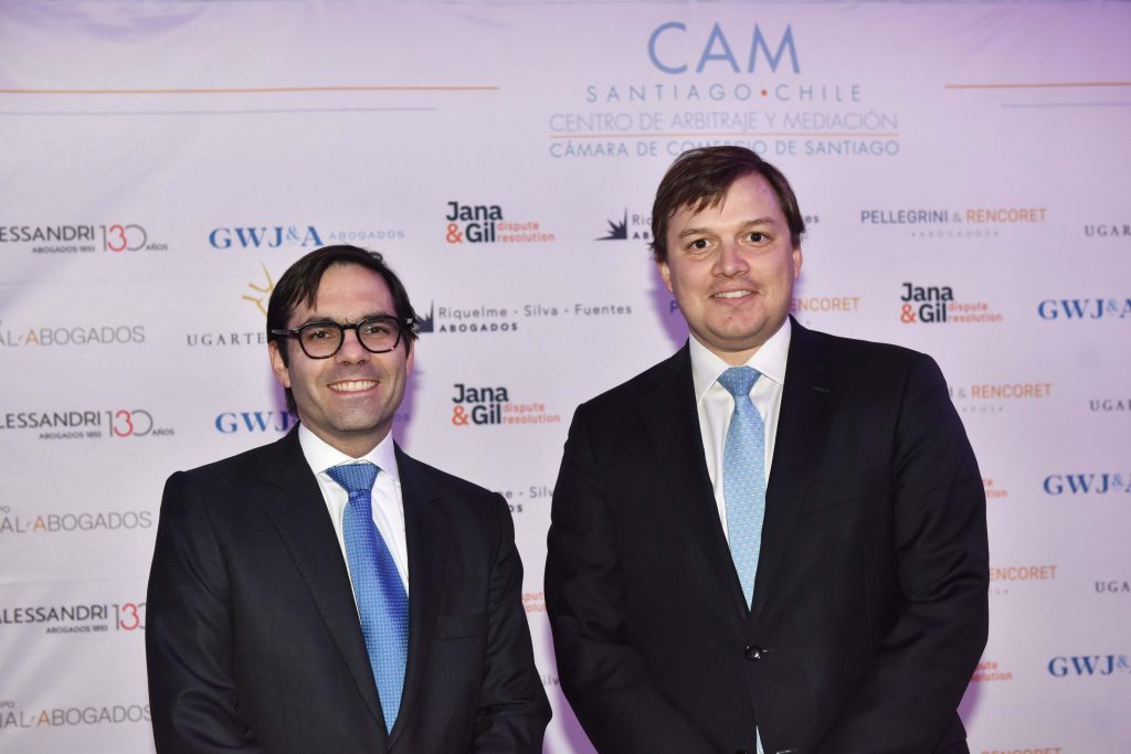 CAM Santiago realiza Primer Encuentro Nacional de Arbitraje homenajeando a Patricio Aylwin por su obra "El Juicio Arbitral"