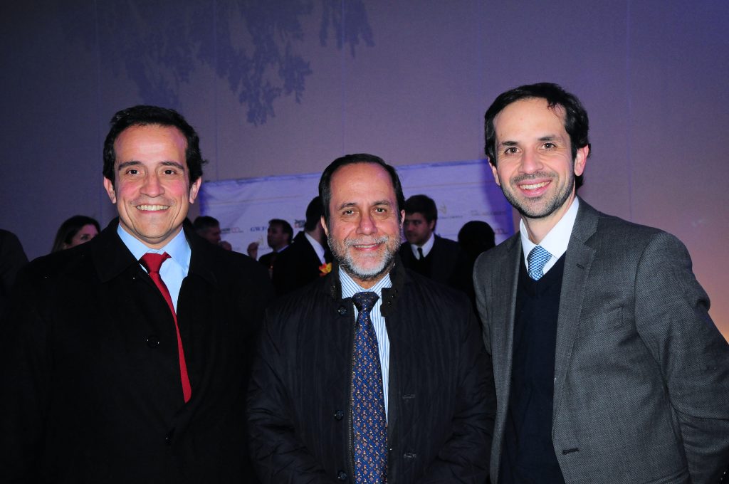 CAM Santiago realiza Primer Encuentro Nacional de Arbitraje homenajeando a Patricio Aylwin por su obra "El Juicio Arbitral"