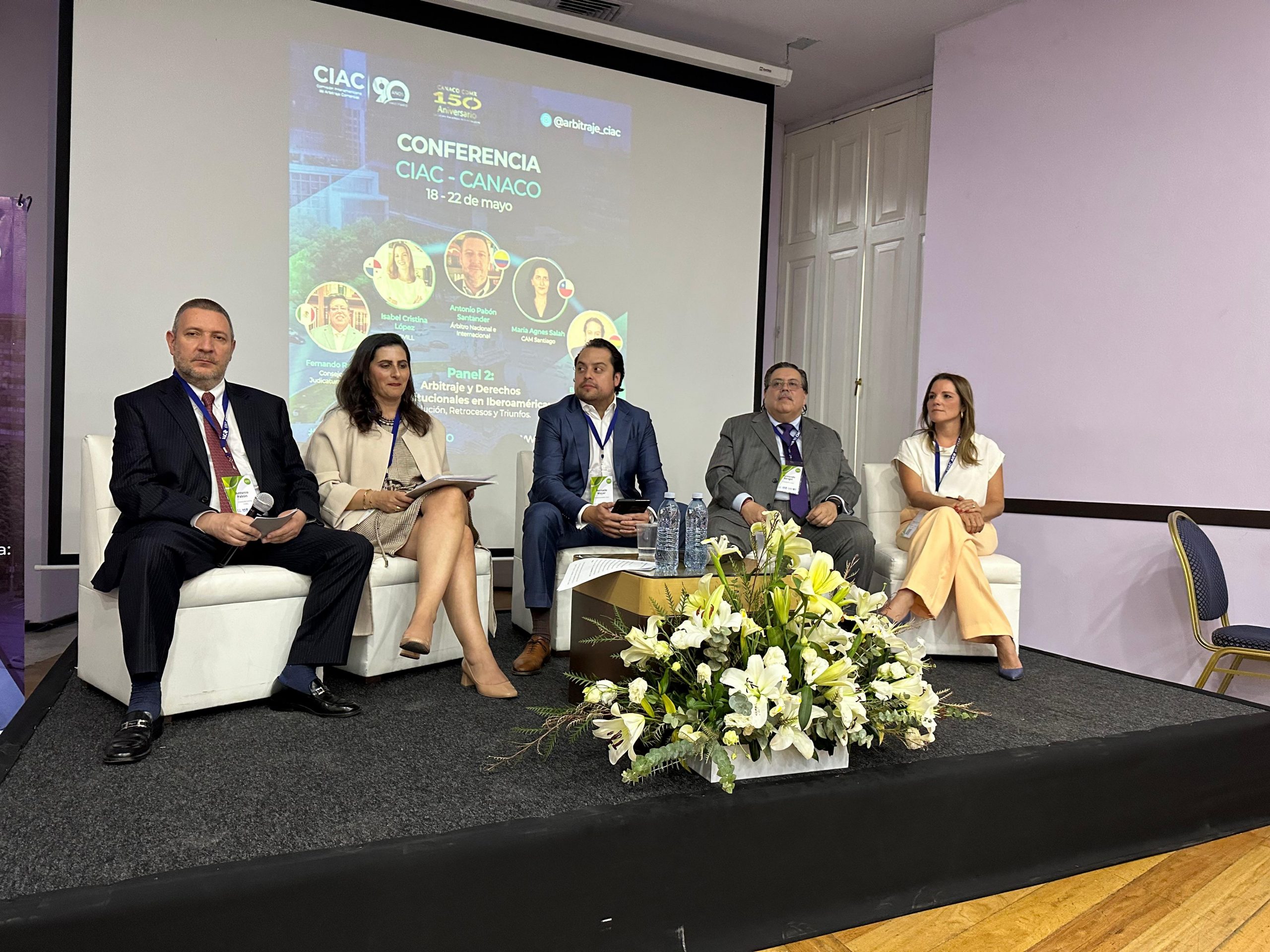 Dra. María Agnes Salah Abusleme participa como expositora en Conferencia CIAC-CANACO