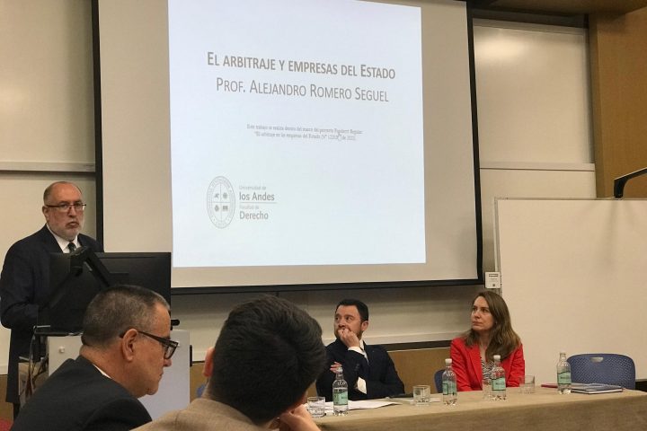 Ximena Vial expone en «Seminario Empresas Públicas y Arbitraje en el Derecho Chileno»