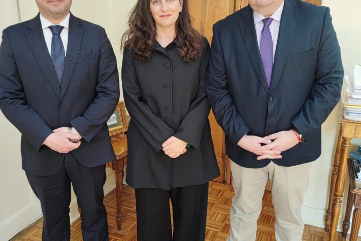 El CAM Santiago y la Universidad de Concepción suscriben convenio de colaboración académica y pasantías
